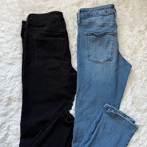 Universal Thread Women's Black and Blue Straight Leg Jeans